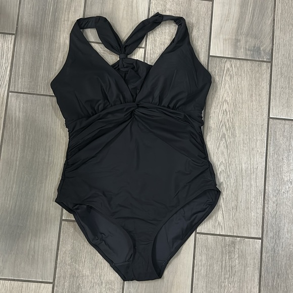 SHAPELLX Women's One Piece Swimsuit Tummy Control Ruched Full Coverage V Neck - Picture 7 of 9